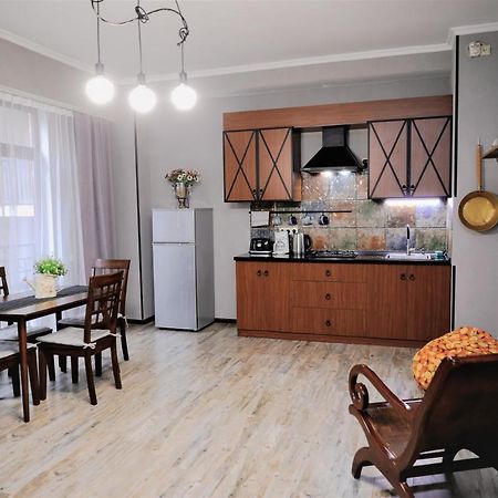 Avlabari Apartment - New One Тбілісі Екстер'єр фото